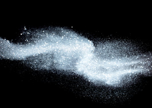 Flowing white dust: Sugar or flour conveying concept